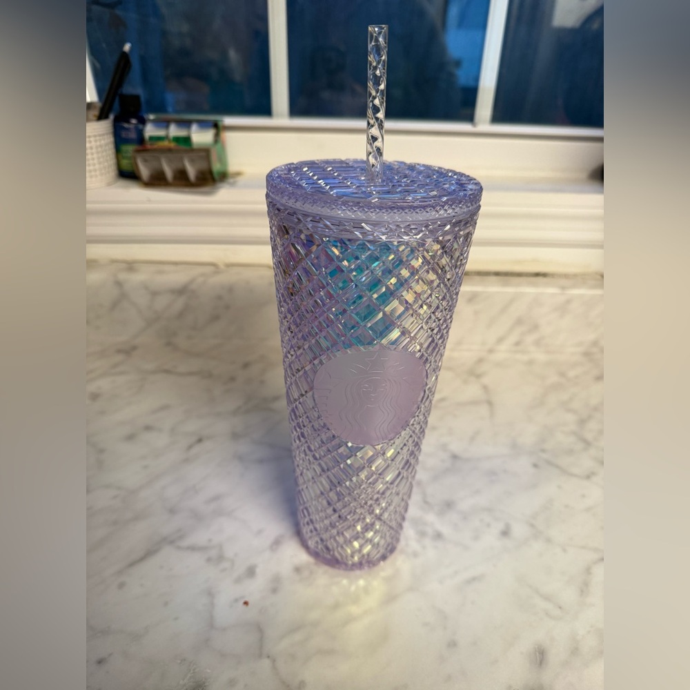 NWT Starbucks Iridescent Holiday 2022 24oz Tumbler